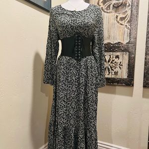 old navy dark green floral long-sleeve maxi dress
